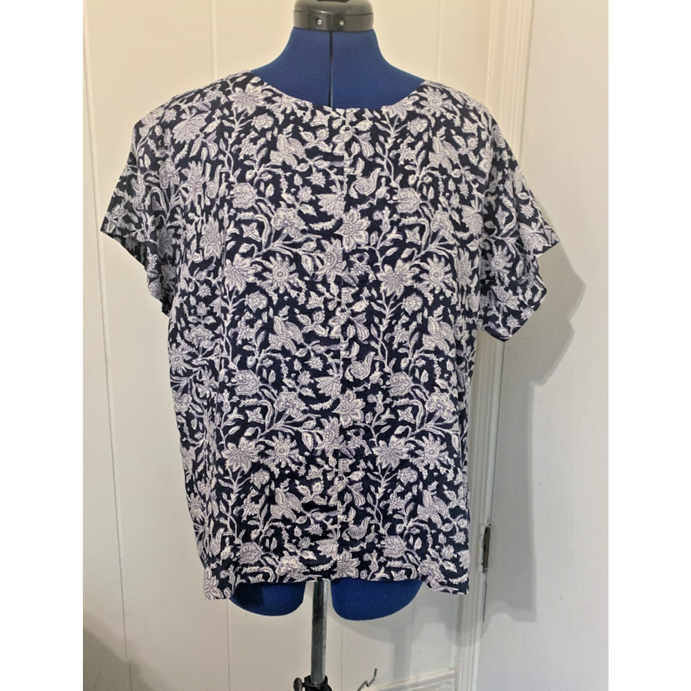 J. Jill Love Linen Top Navy Floral Size Large Lightweight Beachy Resort Boxy